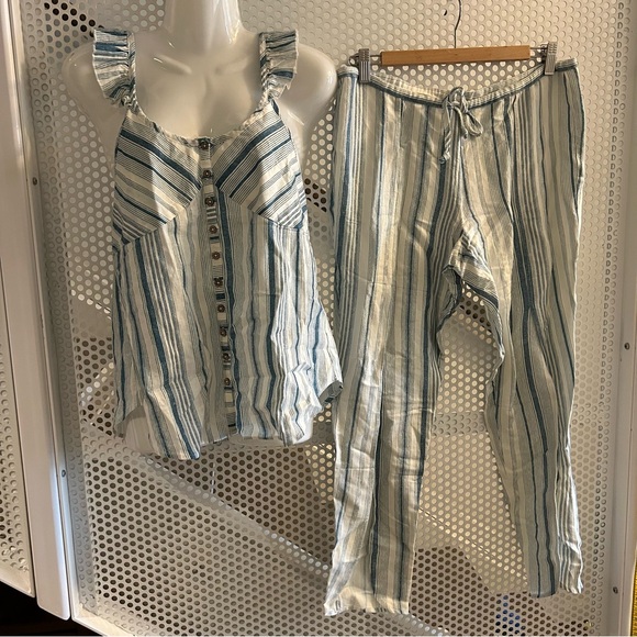Chaser Set Linen Tank Top with Drawstring Pants Size Medium Blue/White. NWT - Picture 2 of 12